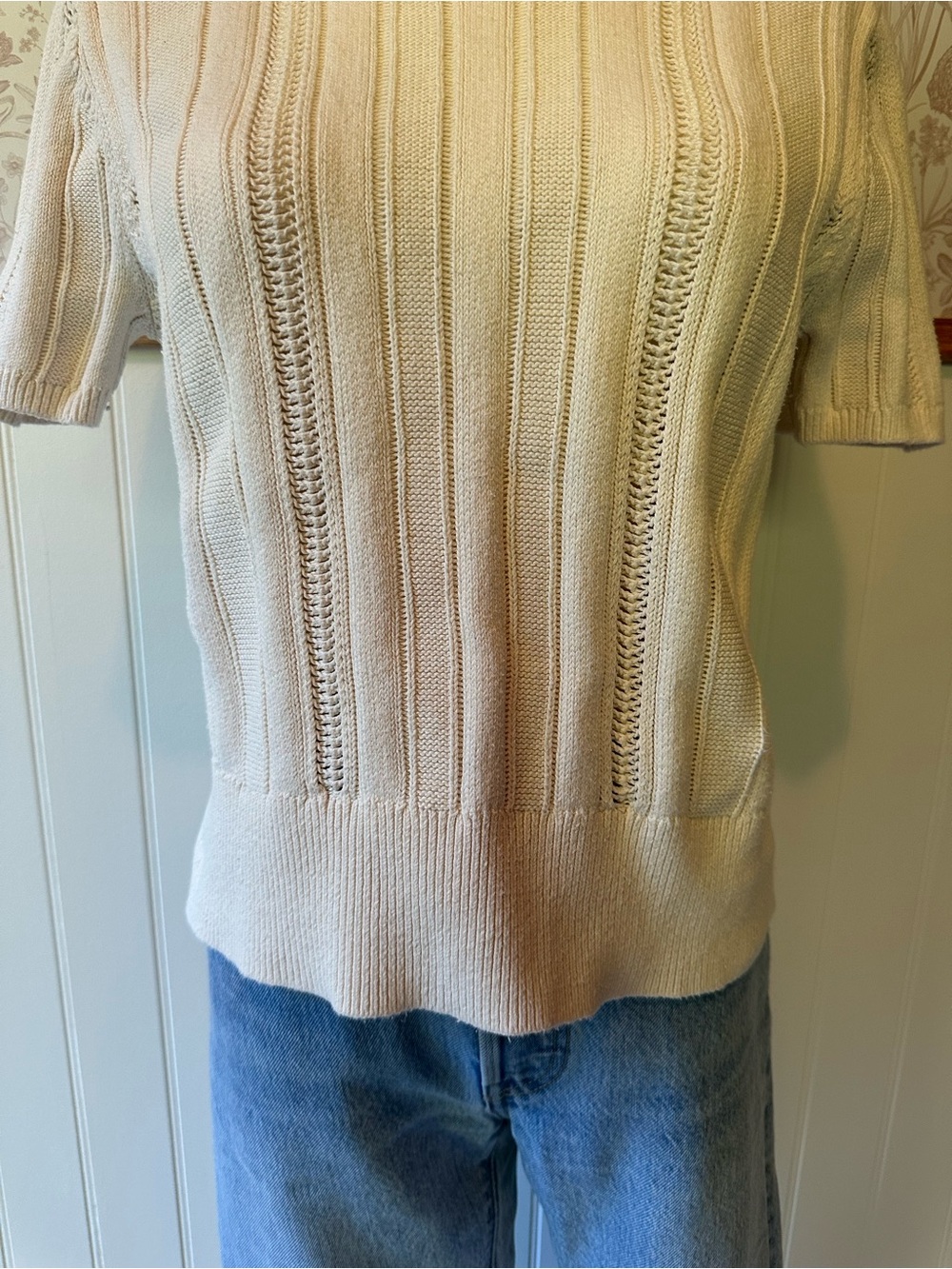 Banana Republic Cream Short-Sleeve Knit Top - Picture 4 of 7